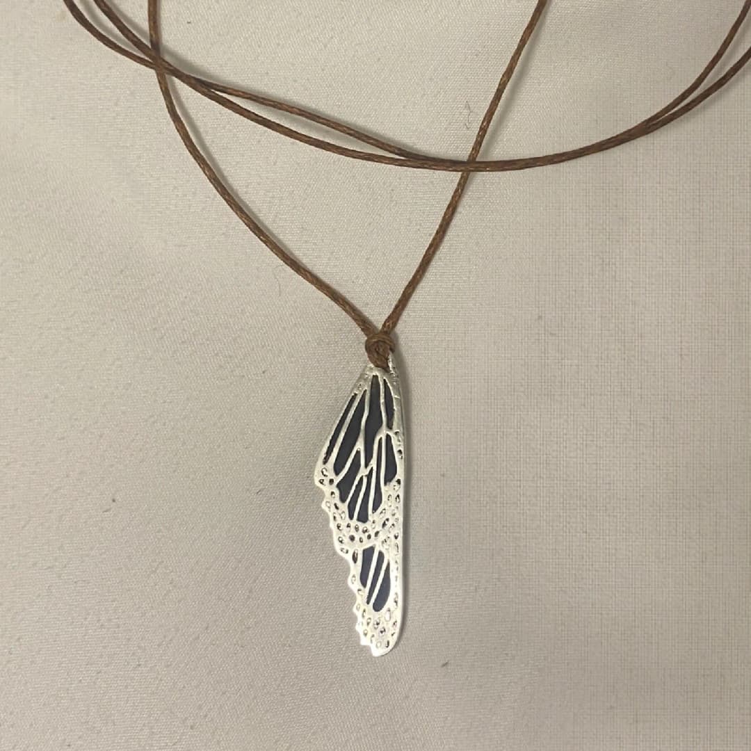 studio/butterflynecklace.webp image 19